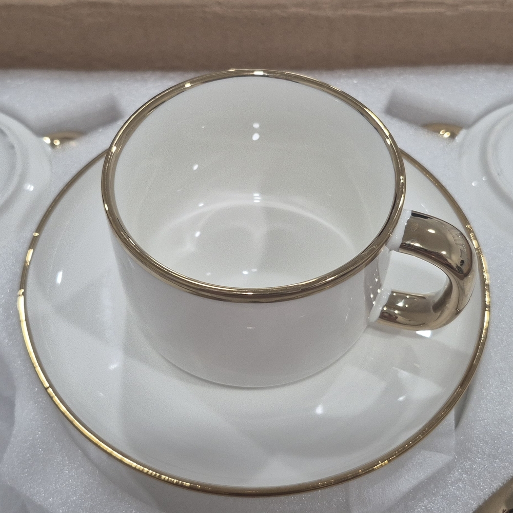 Elegant White Porcelain Teacup and Saucer Set with Gold Trim - Home Dining - Picture 6 of 8